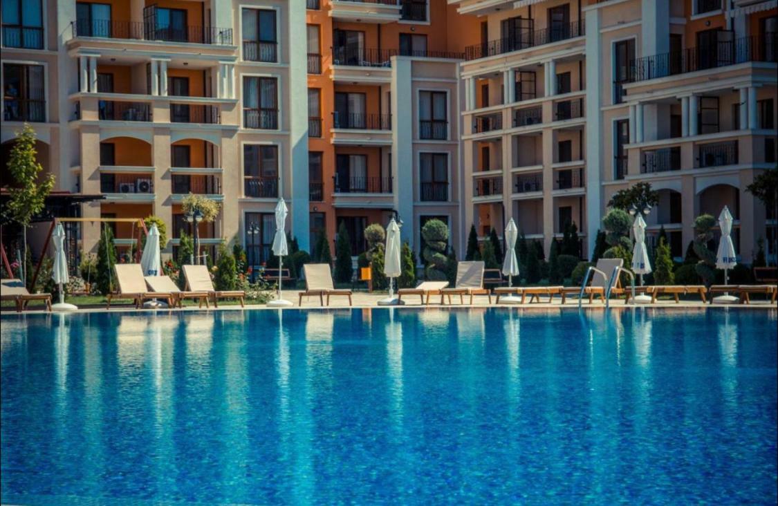 Apartment In Prestige Fort Beach Sveti Vlas Exterior photo